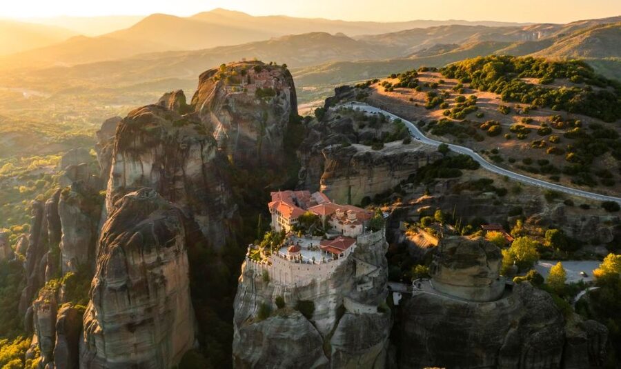 Meteora: Sunset Hike to Secret Caves - Pace, effort, and what to wear