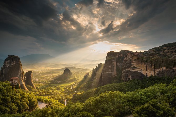 Meteora Tour: Monasteries, Lunch & Optional Athens Transfer - What the vehicle and guide add