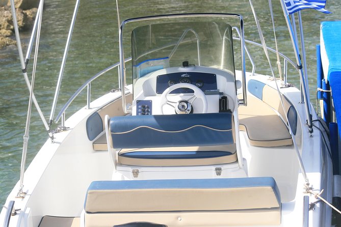 Motor Boat Hire in Corfu Italmar 17,Asso 5.10, Next 5m - Boat size, comfort, and handling