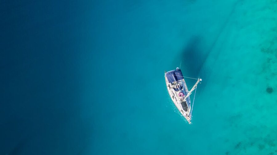 Mykonos: Delos and Rhenia Full-Day Sailing Cruise with Meal - Delos: a short visit to a major ancient site