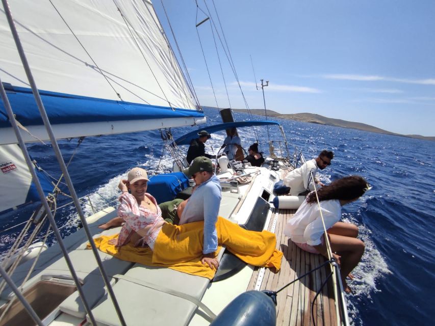 Mykonos: Delos and Rhenia Full-Day Sailing Cruise with Meal - Rhenia: the best part of the swimming day