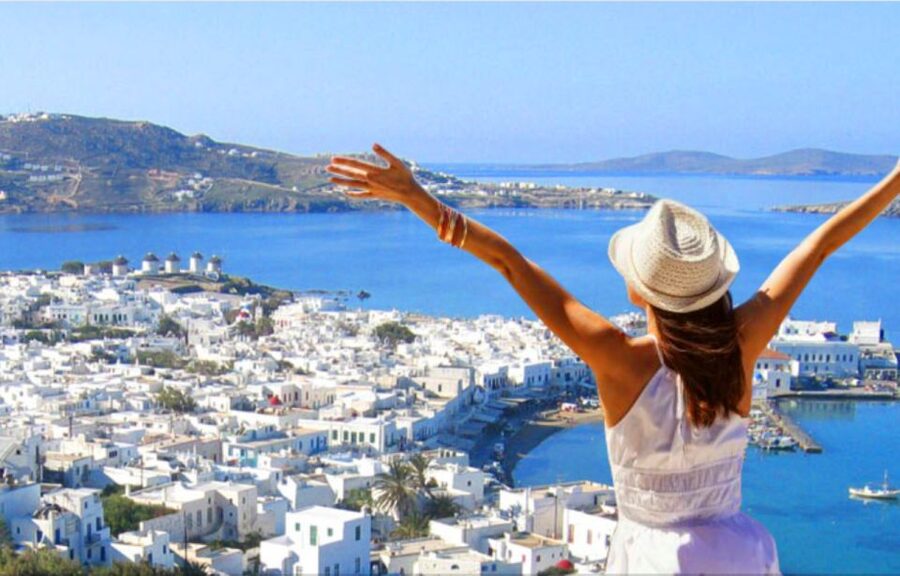 Mykonos: Guided Highlights Tour - Little Venice: color at the water’s edge