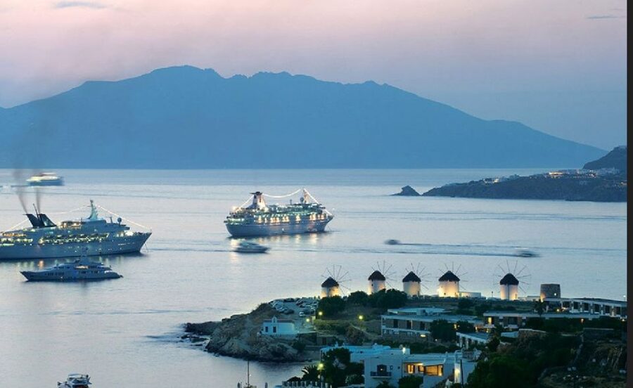 Mykonos: Highlights Tour with Panagia Tourliani Monastery - Agios Ioannis and the southwest coast
