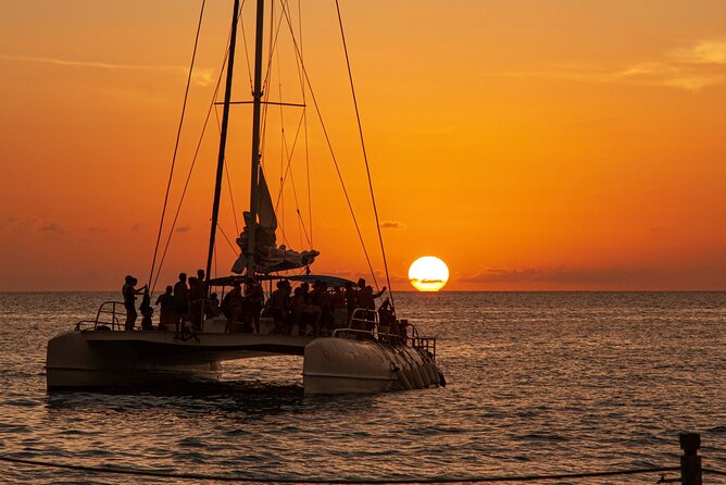 Mykonos: Private Catamaran Cruise—Hotel Pickup, BBQ & Drinks - Day cruise or sunset sailing?