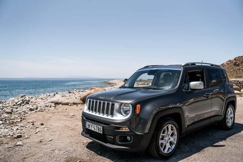 Mykonos: Private Island Tour with local guide -Jeep Renegade - Local stories and personal photography