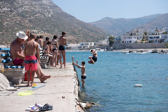 Naxos Highlights Bus Tour with Free Time for Lunch at Apeiranthos - What the $42.33 price really includes
