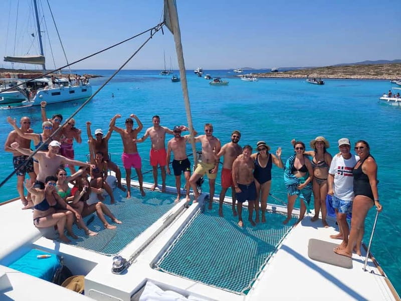 Naxos: Naxos Catamaran Sailing Cruise with Lunch and Drinks - Setting Sail on the Santa Maria from Naxos Port