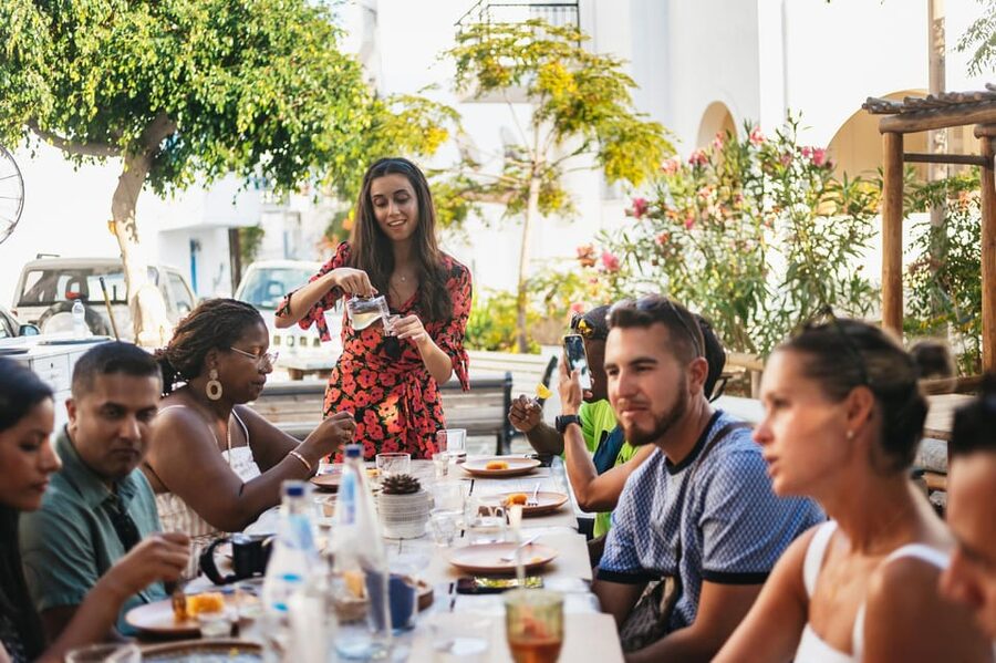 Naxos: Naxos Town Food Tour with Tastings and Wine - Walking through the Venetian Old Town