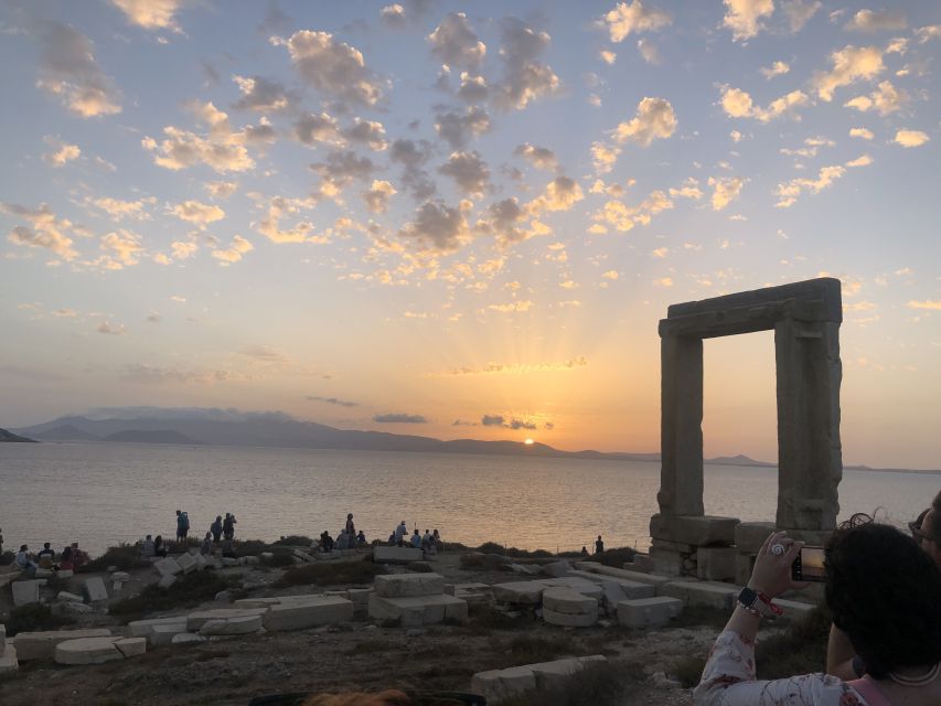 Naxos: Old Town, Castle & Portara Guided Sunset Tour - Optional stops, local tips, and extra costs