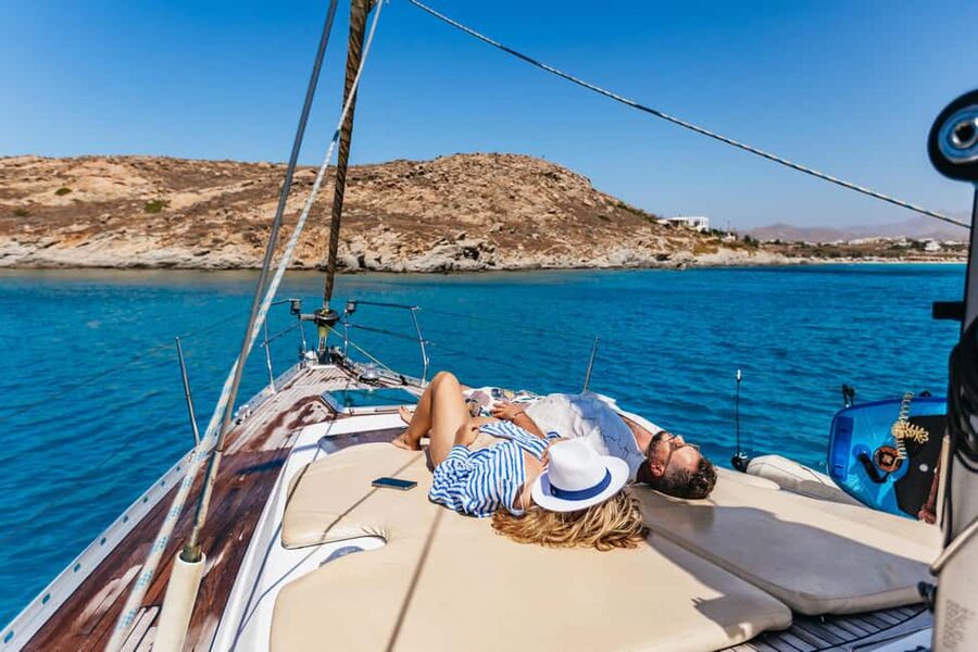 Naxos/ Paros: Sailing Cruise with Food and Drinks - Why this cruise is different from a standard boat trip