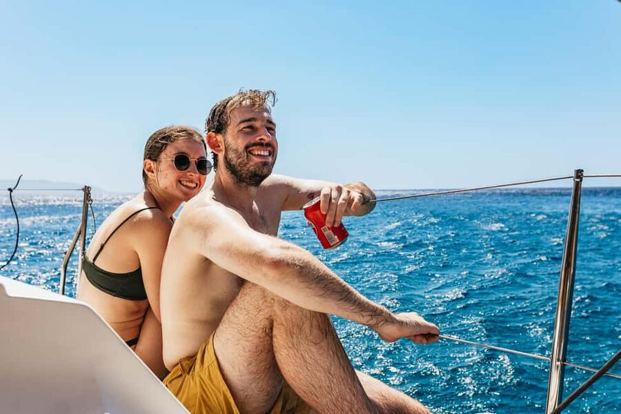 Naxos/ Paros: Sailing Cruise with Food and Drinks - Greek lunch, snacks, and drinks