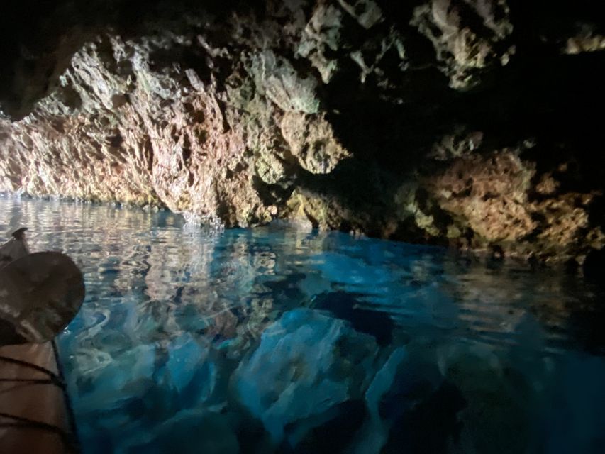 Naxos: Rhina Cave and Coastline Sea Kayaking Tour - The return paddle and the optional taverna meal