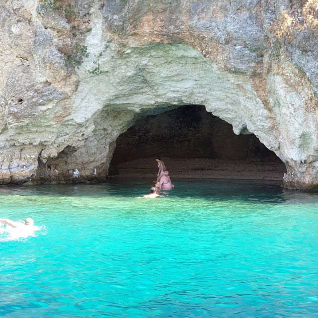 Nydri: Island-hopping Boat Cruise with Lunch and Drinks - From Santa Maura office to Nidri harbor