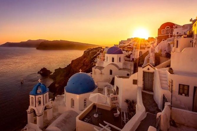 Oia Sunset Roundtrip Transfers - Two hours in Oia, with the caldera in front of you