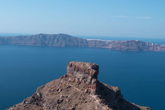 One Day in Santorini from Cruise Ship: Ultimate Island Tour - Akrotiri Lighthouse: an old coastal marker