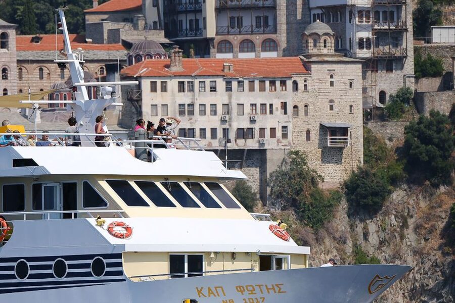 Ouranoupoli: Mount Athos Cruise with Ammouliani Island Visit - Eight monasteries and the port of Daphni