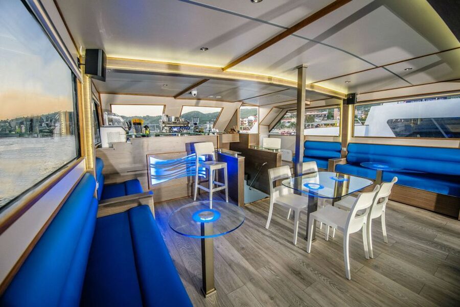 Ouranoupoli: Mount Athos Sightseeing Glass-Bottom Boat Tour - Who Should Book the Eirinikos Cruise?