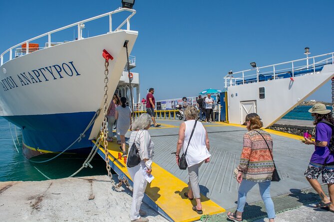 Paros & Antiparos Full-Day Discovery Guided Tour in English - Paroikia: churches, castle walls, and the sea