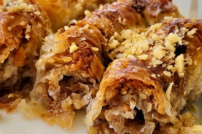 Paros: Cooking Class with Greek Meal & Wine - What the instructors add to the class