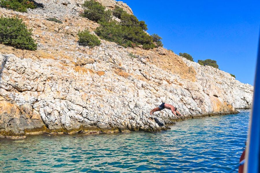 Paros: Iraklia, Schinoussa, & Naxos Sailing Tour with Lunch - Weather can reshape the whole day