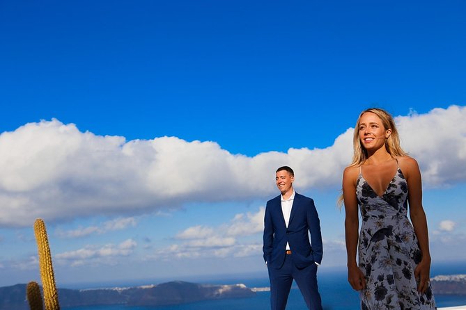 Personal Travel and Vacation Photographer Tour in Santorini - What you receive after the shoot