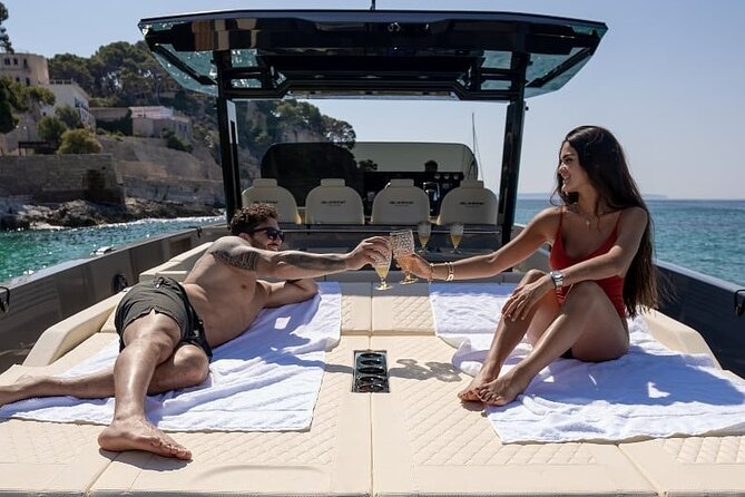Private 5-Hour Cruise on Brand-New Luxury Yacht in Mykonos (Para Voce) - Why a private yacht makes sense in Mykonos