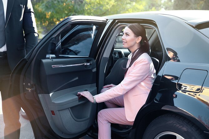 Private Arrival Transfer From Santorini Airport To All Destinations - Key points before you book