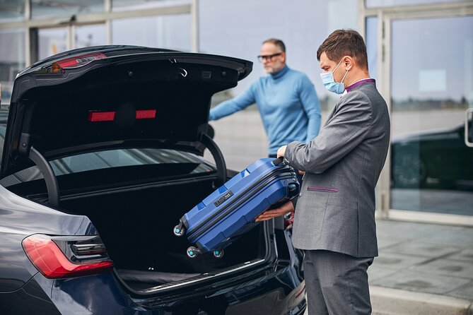 Private Arrival Transfer From Santorini Airport To All Destinations - Leaving Santorini Airport without the usual fuss