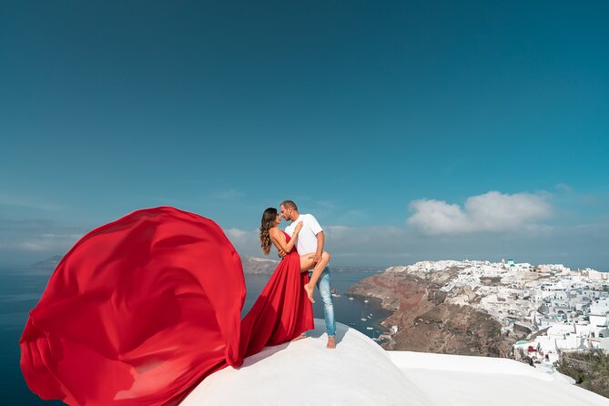 Private Flying Dress Photoshoot in Santorini - What you receive after the photographs