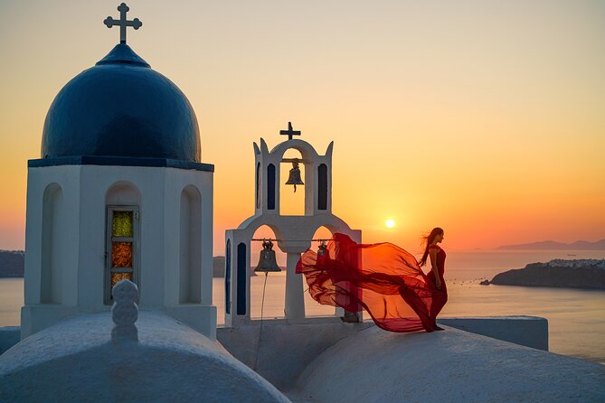 Private Flying Dress Photoshoot in Santorini - Choosing the dress and creating the flying effect
