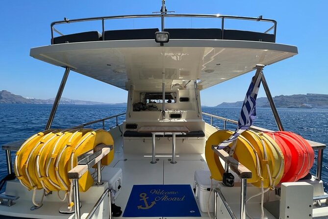 Private Full-Day Motor Yacht Cruise with Meal, Open Bar+Transfers - The volcano and one optional hour ashore