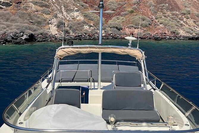 Private Full-Day Motor Yacht Cruise with Meal, Open Bar+Transfers - Palea Kameni and the sulfur springs