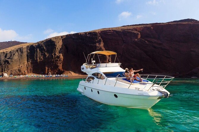 Private Motor Yacht Cruise with BBQ, Open Bar & Transfers - White Beach brings the first proper swim
