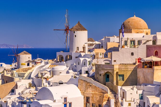Private Oia Panoramic Scenes: Embrace the most picturesque village of Santorini! - Imerovigli and the view toward Skaros Rock