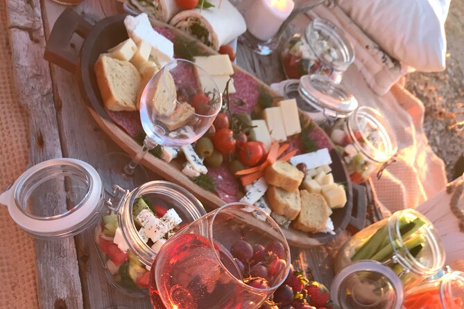Private Santorini Sunset Picnic Experience - Key details to know before booking