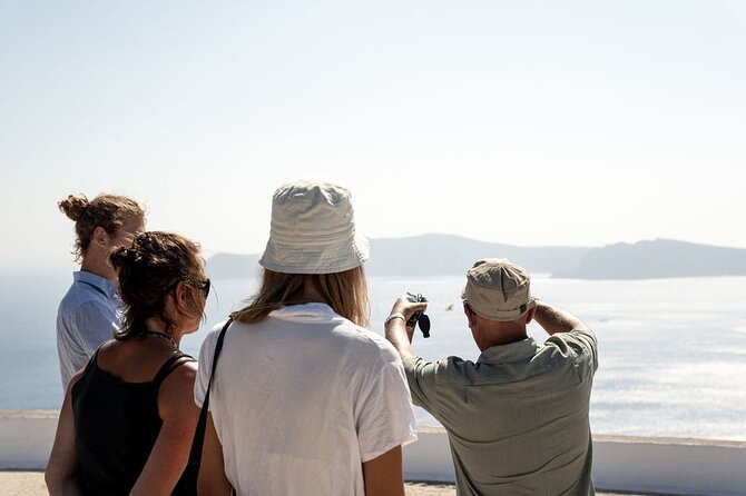 Private Tour: Santorini Highlights with Akrotiri - Firostefani and the blue-dome photo stop