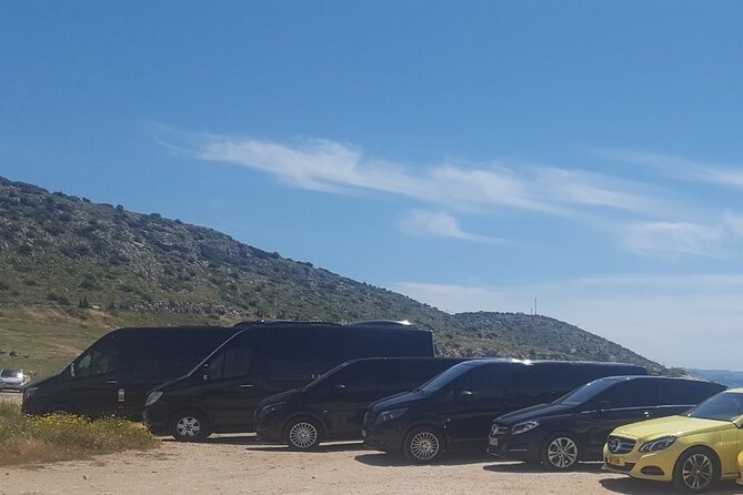 Private Transfer from Piraeus Port to Athens Airport - Communication is part of the service