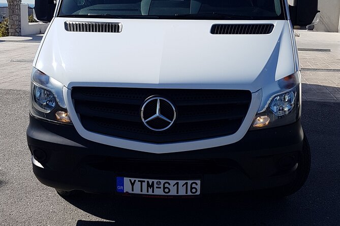Private Transfer from-to Santorini airport to-from anywhere in Santorini Island - Key points at a glance