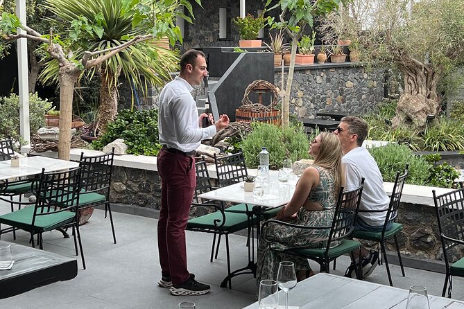 Private Wine Tour in 3 Wineries with 12 Wine Tastings and Tapas - Venetsanos Winery: the caldera finale