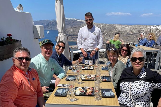 Private Wine Tour in 3 Wineries with 12 Wine Tastings and Tapas - Twelve tastings, snacks, and the value of pacing