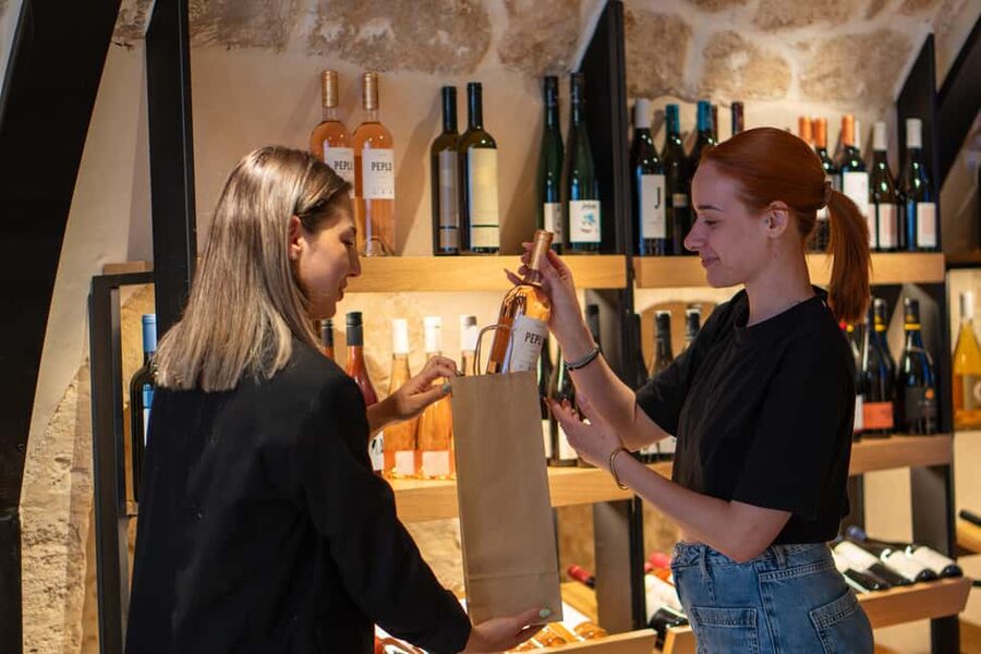 Rethymno: Cretan Wine Tasting Guided Tour with Local Food - How to get the most from the 90 minutes