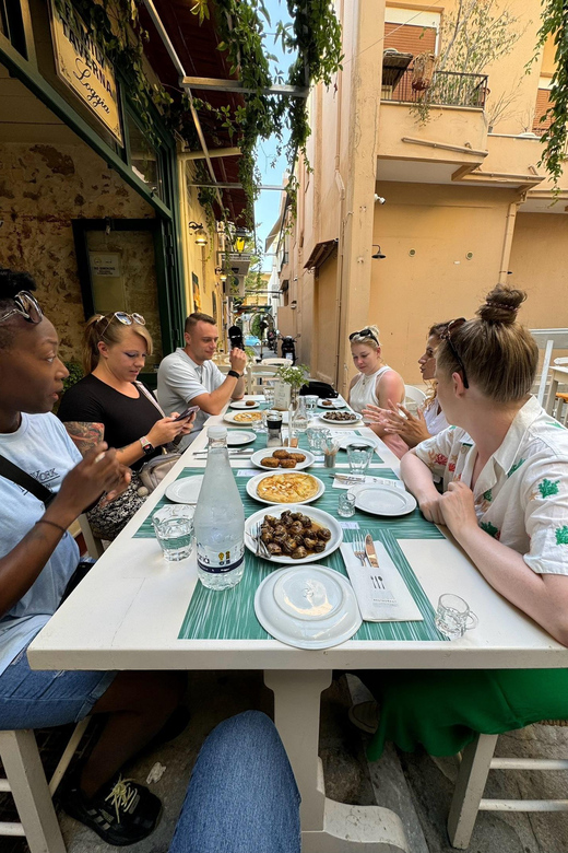 Rethymno Old Town: A Traditional Cretan Food Tour - When to book it during your stay