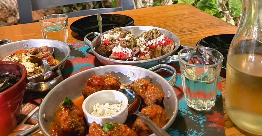 Rethymno Old Town: A Traditional Cretan Food Tour - Should you book it?