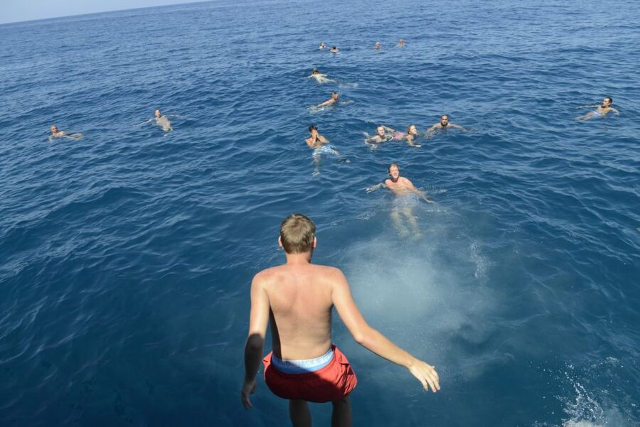 Rethymno: Pirate Boat Cruise with Swimming Stops - The first views: Fortezza and Gerani Bay
