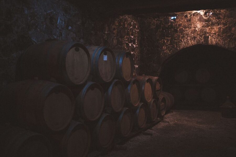 Rethymno: Private Winery & Olive Oil Tasting Tour with Lunch - At Kanakis, olive oil becomes the main event