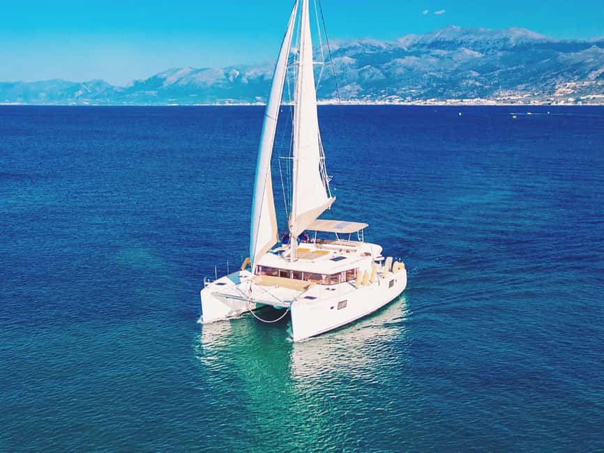 Rethymno: Sailing Catamaran Cruise with Meal & Drinks - Why this six-and-a-half-hour cruise works