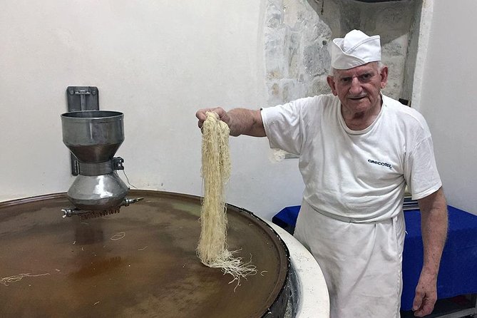 Rethymno Walking & Gastronomy Tour - How much food should you expect?