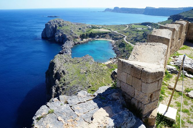RHODES BEST FIRST IMPRESSION FOR CRUISE SHIP VISITORS - 4 people - Walking Lindos village and choosing your effort