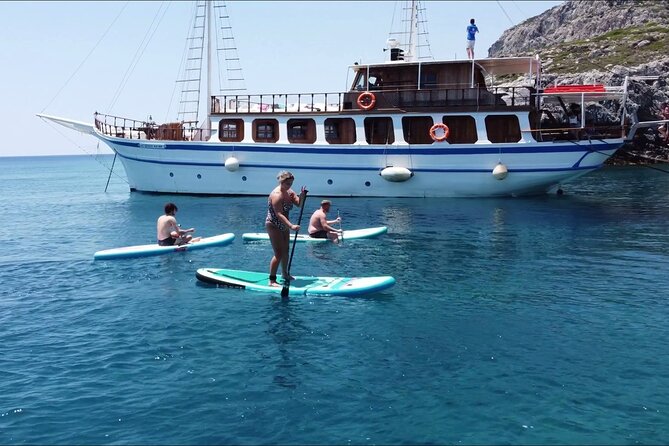 Rhodes Cruise - Fun in the Sun - The crew and the mood on board