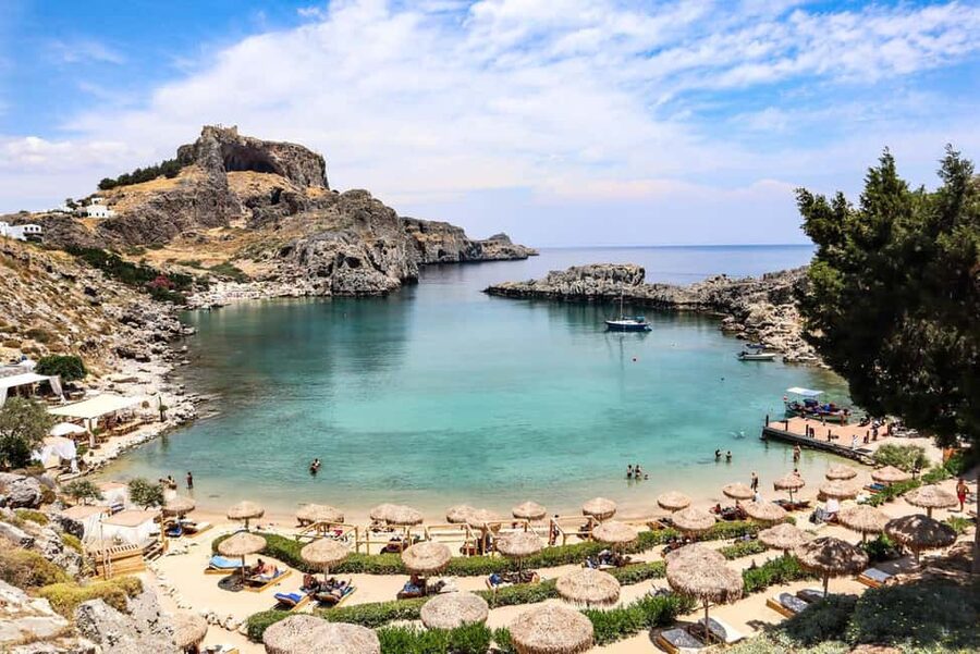Rhodes: Guided Bus Trip to Lindos Village & Seven Springs - Arriving in Lindos